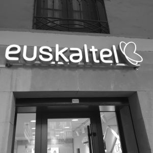 Euskaltel Letras relieve Diper