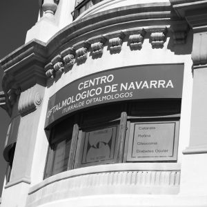 centro oftalmológico de navarra Diper
