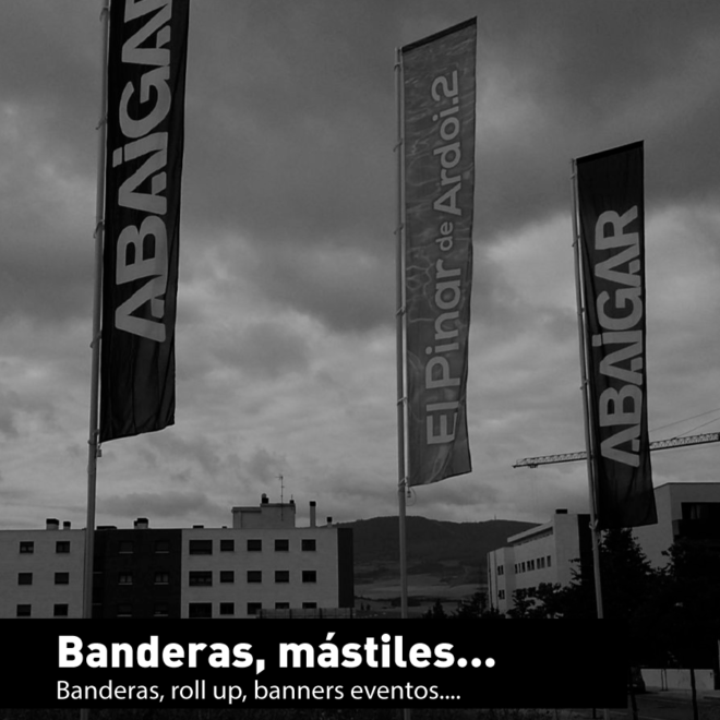 Banderas con textil impreso y postes